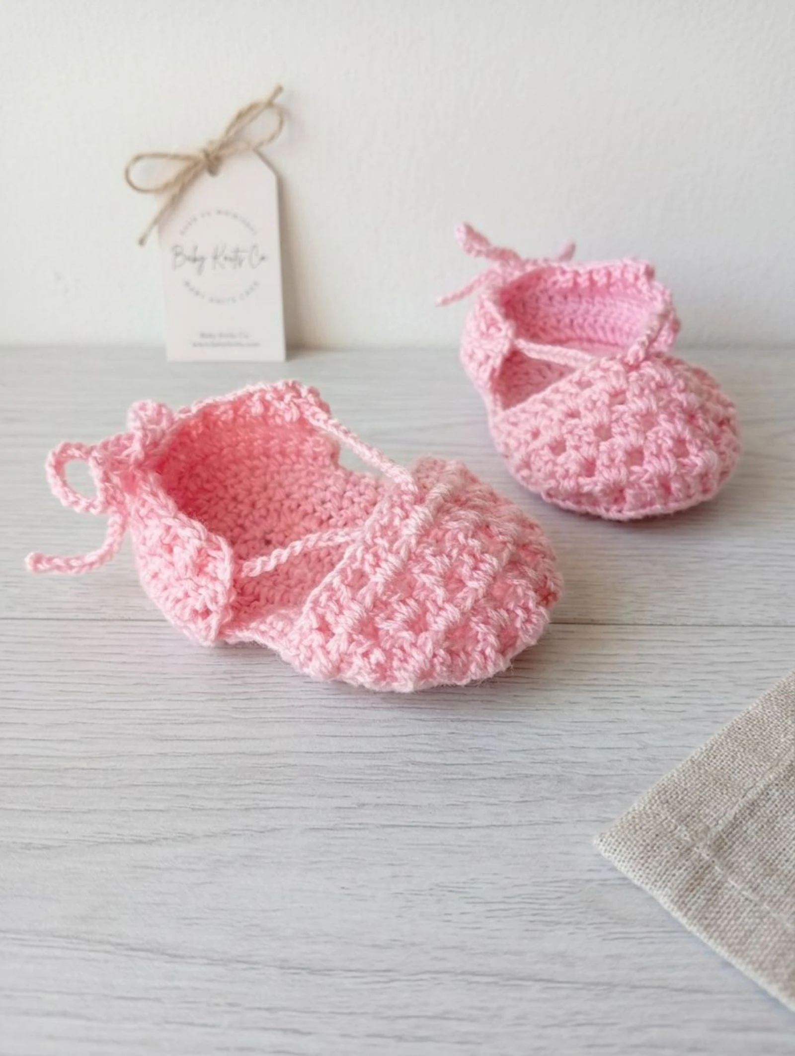Sandales en crochet pour bébé 0-3 M Chaussures Baby Ballerina faites à la main Coquette Booties – photo 3